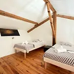 Ferienhaus Domaine 34 Couchages Piscine Couverte Chauffee