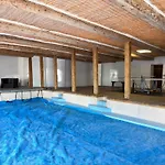 Ferienhaus Domaine 34 Couchages Piscine Couverte Chauffee Lespignan