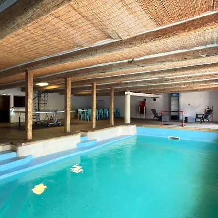 Domaine 34 Couchages Piscine Couverte Chauffee *